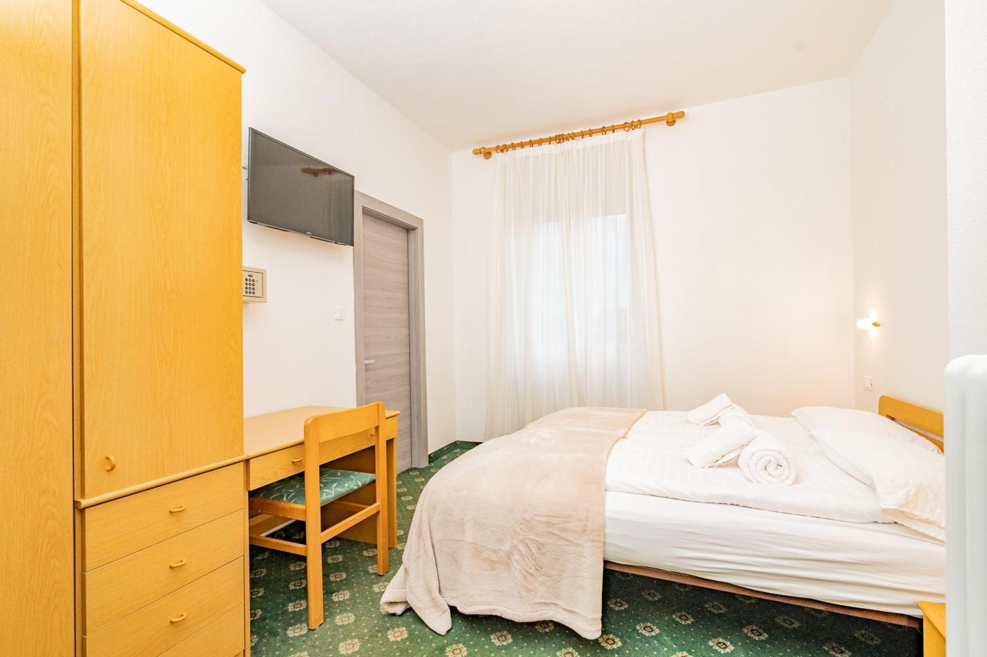 Hotel Europa Molveno Zewnętrze zdjęcie
