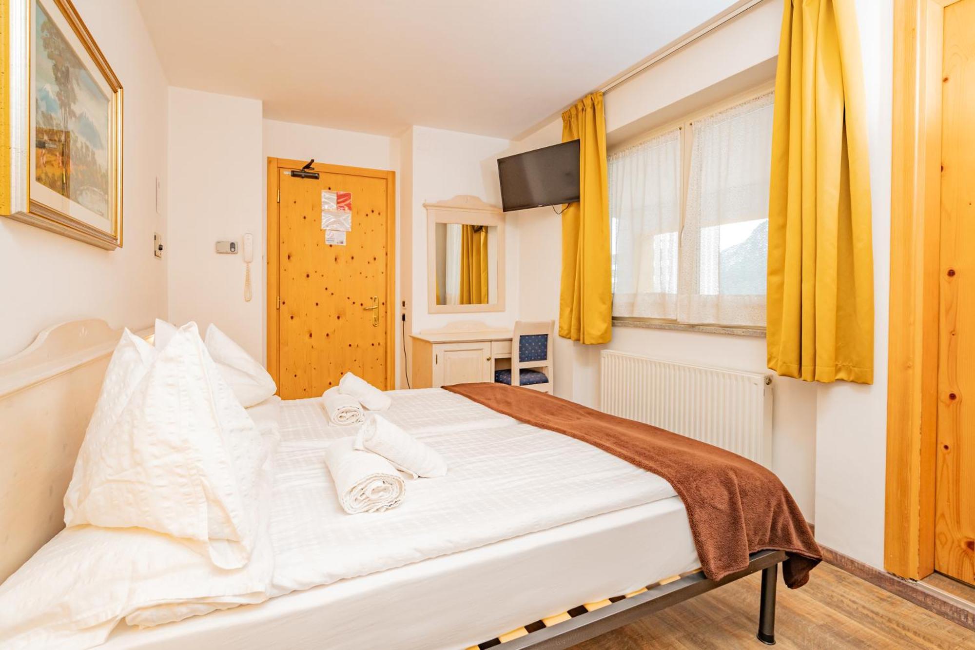 Hotel Europa Molveno Zewnętrze zdjęcie